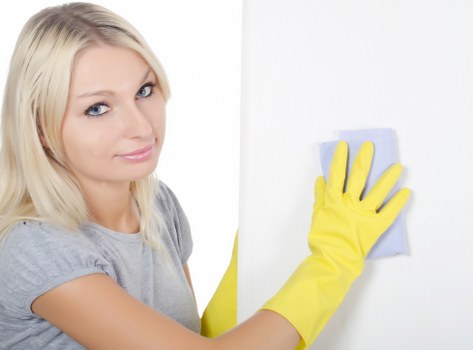 Eco-friendly communal area cleaning in a modern building